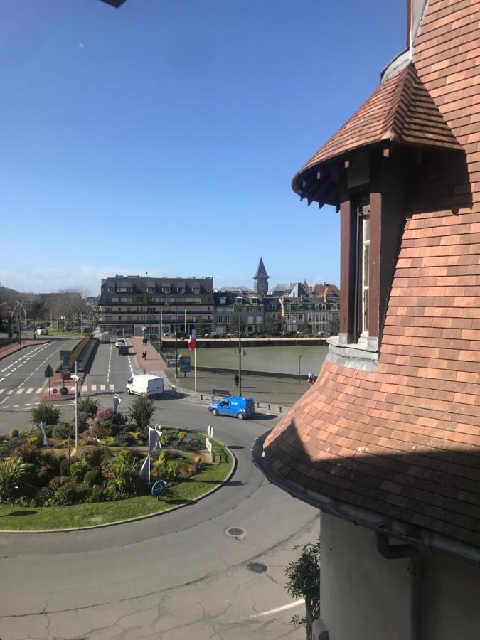 Hotel L'Estran Trouville-sur-Mer Zewnętrze zdjęcie